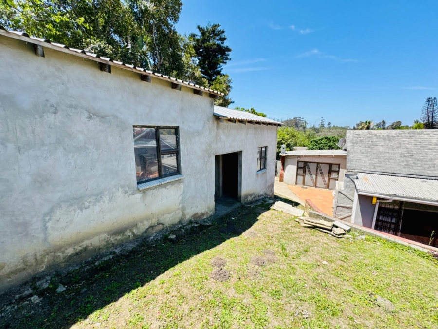 10 Bedroom Property for Sale in Amalinda Eastern Cape